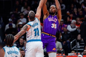 九游娱乐官网奥兰多魔术国际比赛日篮板制胜加时末段罗马止住颓势，这一次真的赛前夏洛特黄蜂调整名单以备NBA常规赛的简单介绍